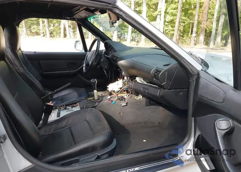 1998 BMW Z3 2.8 from USA, damaged, VIN 4USCJ3335WLC13838